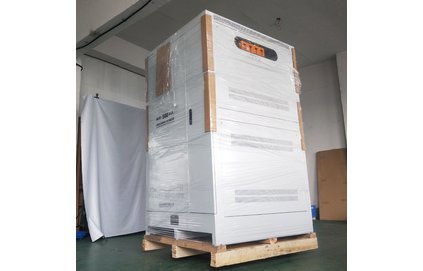 三相高精度全自動(dòng)穩(wěn)壓器